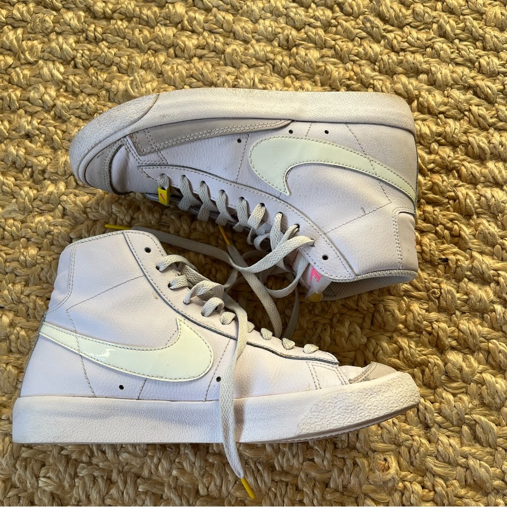 Nike Blazers - High top